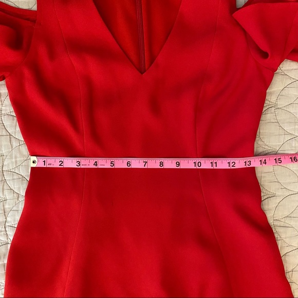 Club Monaco | Pernille Cold Shoulder Dress — Red | Size 0 - Picture 10 of 12